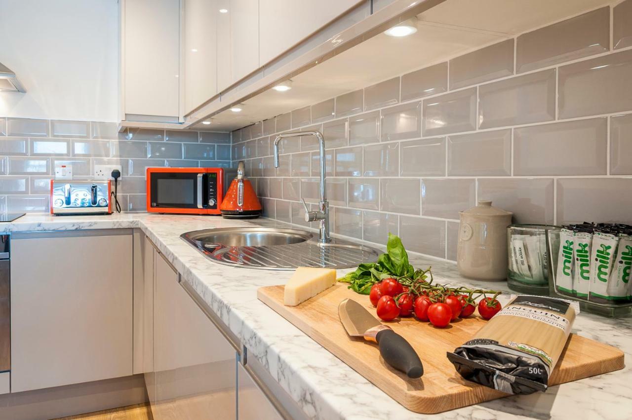 Ferienwohnung Pure B - Exceptional Views Of Tamar & Royal William Yard With Free Parking & Wifi Plymouth Exterior foto